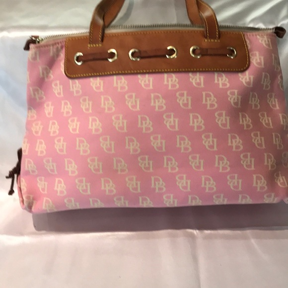 Dooney & Bourke - Picture 2 of 11